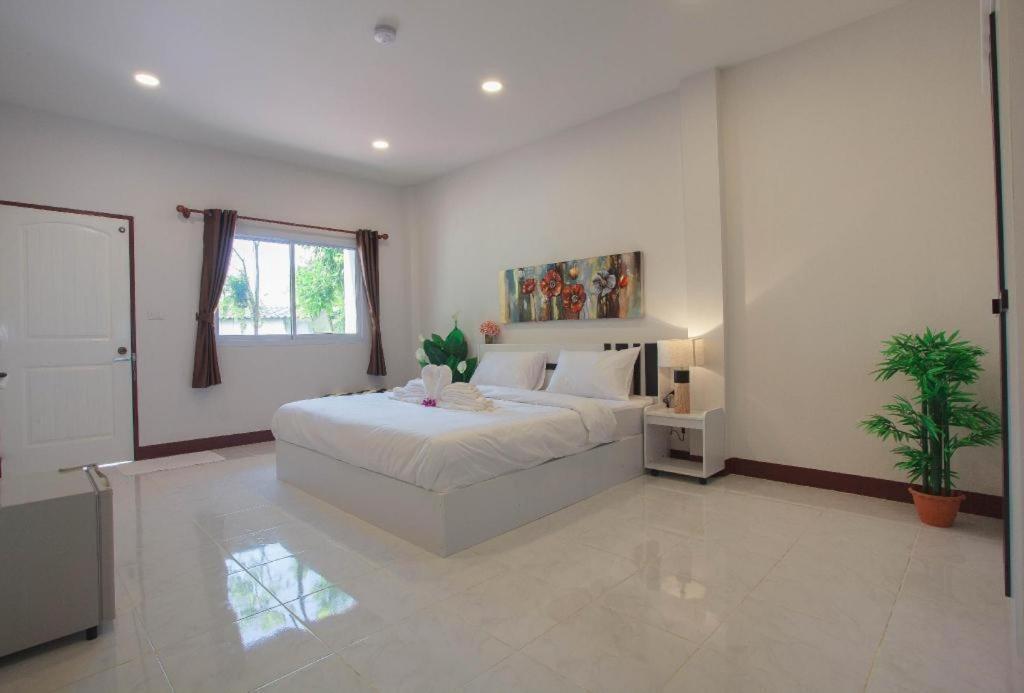 Pantip Boutique Hotel Lamphun Exterior photo